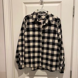 BRAND NEW, NEVER WORN Woolrich Button Up